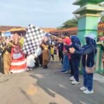 Desa Bakung Rayakan HUT Ke-80 RI, Kerahkan Ribuan Warganya Ikut Jalan Sehat