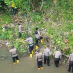 Ciptakan  Indonesia Asri Di Kalikotes, Polres Klaten Adakan Kerja Bakti